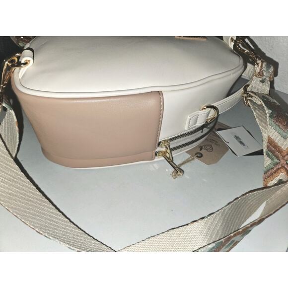 NWT! The Lord of the Rings Bag End Door Mini Backpack Exclusive 9x10.5 *read - Picture 5 of 12